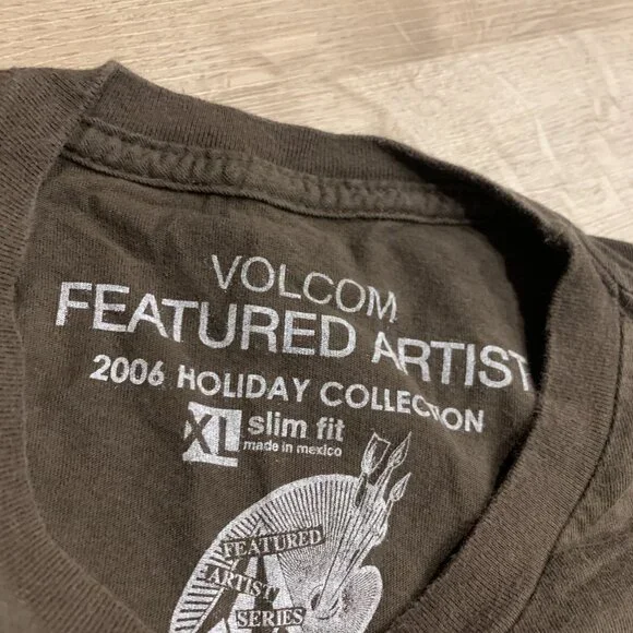 Y2K Volcom Featured Artist 2006 Holiday Collection Brown T-Shirt Men's XL Skater - Picture 3 of 8